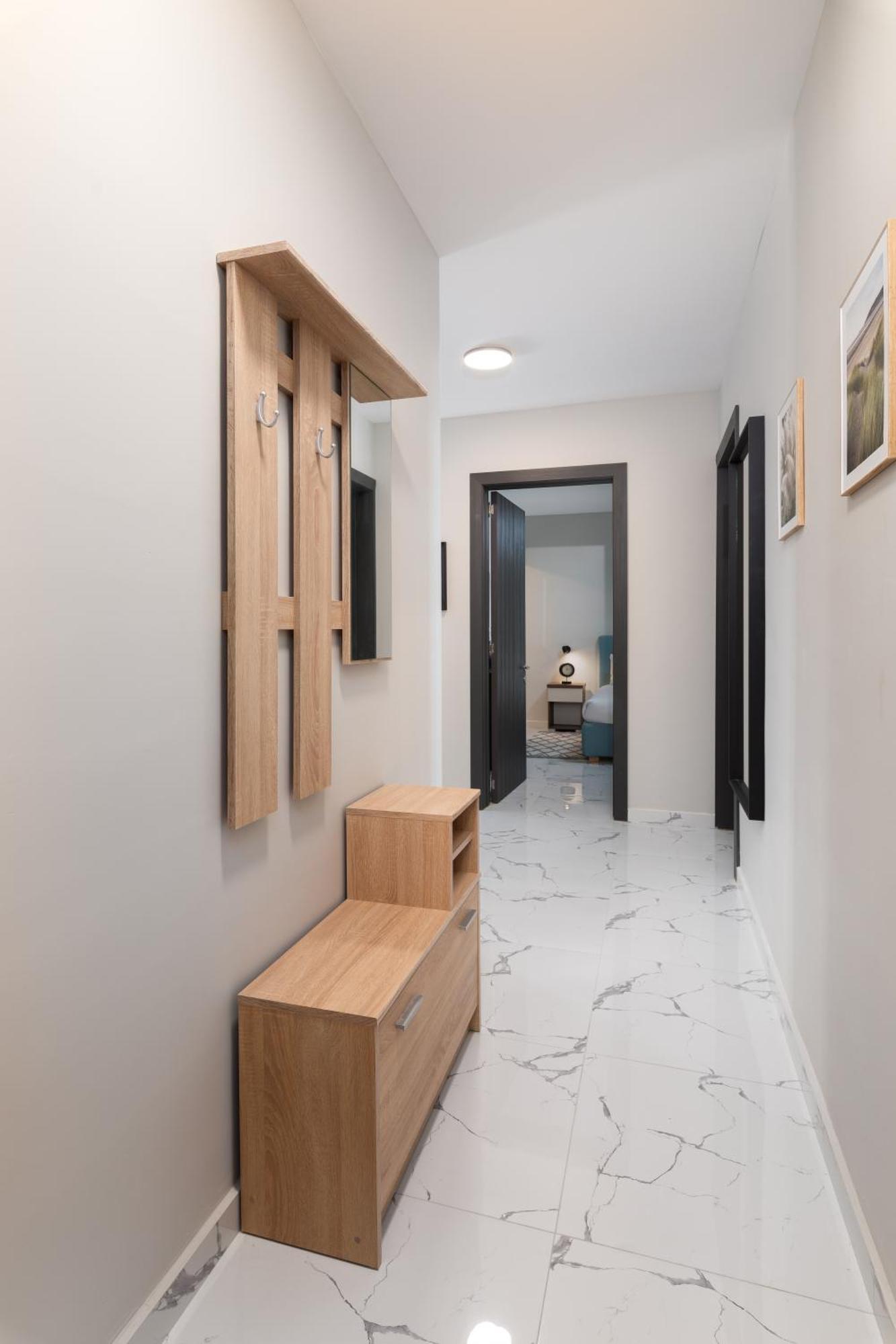 Modern 2Br Cosy Apartment With Large Terrace - Close To Manoel Island & Tigne Shopping Mall Sliema Exterior photo