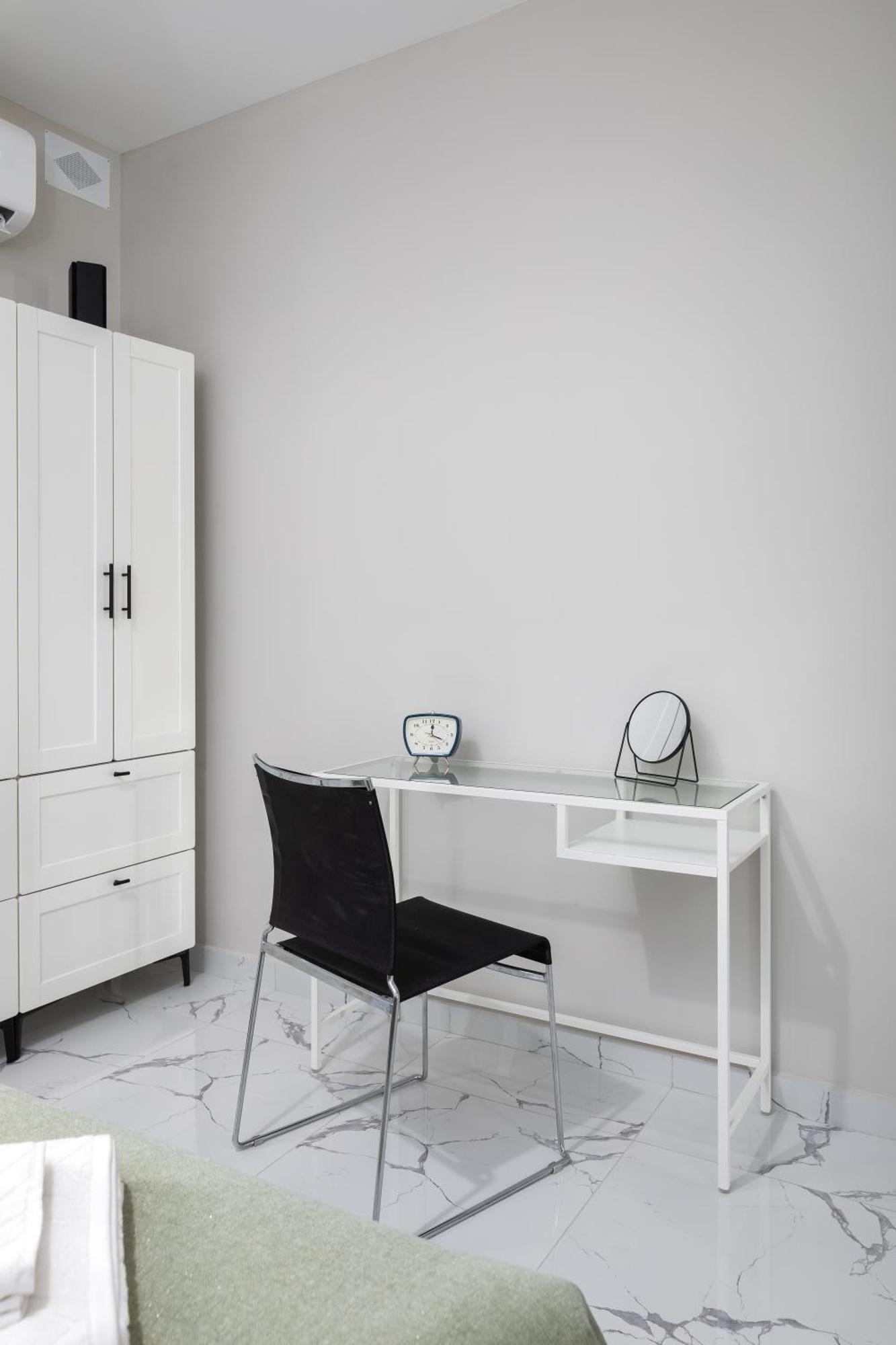 Modern 2Br Cosy Apartment With Large Terrace - Close To Manoel Island & Tigne Shopping Mall Sliema Exterior photo